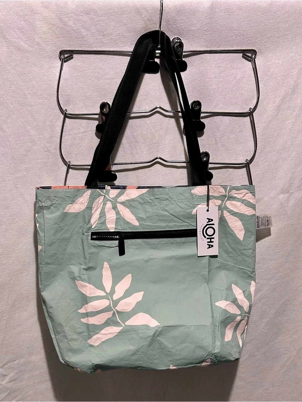 Aloha Collection Reversible Tote Flora Eve NWT Splash Proof Floral Beach Bag